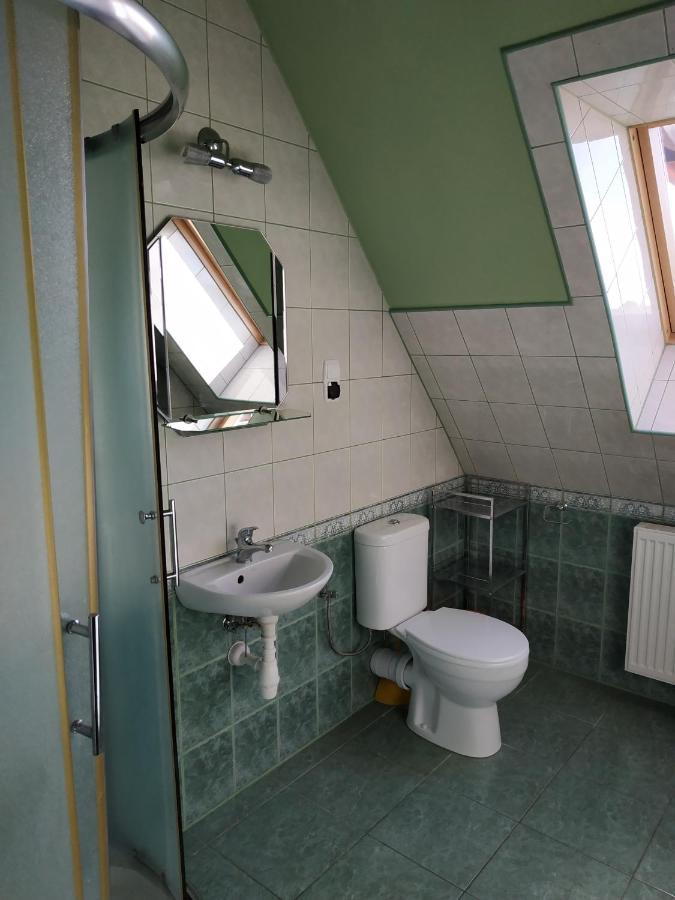 Pokoje U Bryksego Hotel Dursztyn Bagian luar foto